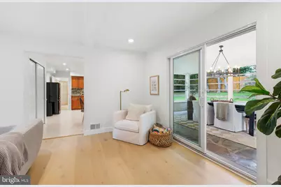 10900 Gainsborough Road, Potomac, MD 20854 - Photo 18