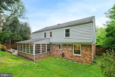 10900 Gainsborough Road, Potomac, MD 20854 - Photo 44