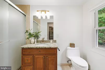 10900 Gainsborough Road, Potomac, MD 20854 - Photo 28