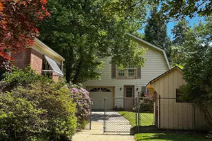 9903 Thornwood Rd, Kensington, MD 20895 - Photo 2