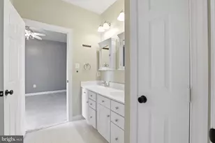 13903 Bromfield Rd, Germantown, MD 20874 - Photo 32