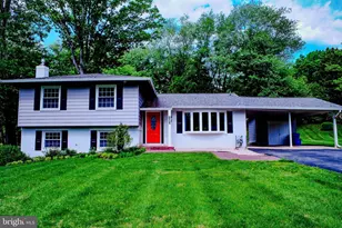 17804 Park Mill Dr, Derwood, MD 20855 - Photo 4