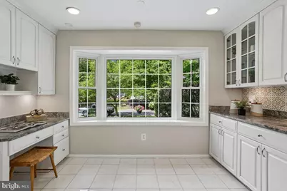11427 Bedfordshire Avenue, Potomac, MD 20854 - Photo 14