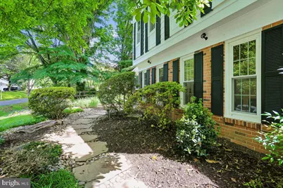 11427 Bedfordshire Avenue, Potomac, MD 20854 - Photo 2