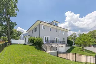 4917 Bayard Blvd Blvd, Bethesda, MD 20816 - Photo 6