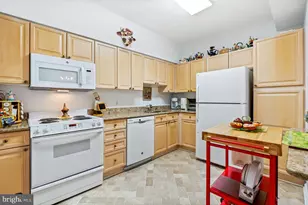 3200 N Leisure World Blvd, Silver Spring, MD 20906 - Photo 6