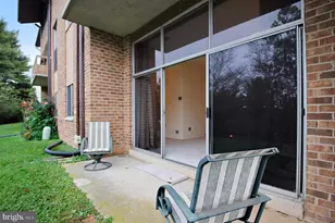 18730 Walkers Choice Rd, Montgomery Village, MD 20886 - Photo 10