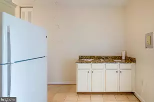 18730 Walkers Choice Rd, Montgomery Village, MD 20886 - Photo 18