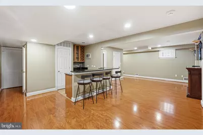 9904 Hall Road, Potomac, MD 20854 - Photo 30