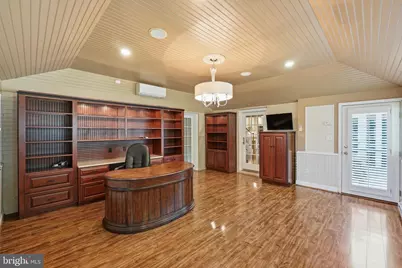 9904 Hall Road, Potomac, MD 20854 - Photo 10
