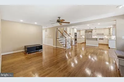 9904 Hall Road, Potomac, MD 20854 - Photo 12