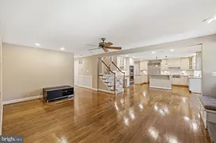 9904 Hall Rd, Potomac, MD 20854 - Photo 12