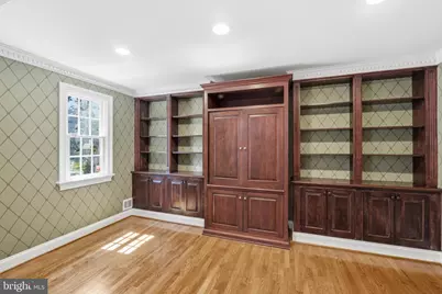 9904 Hall Road, Potomac, MD 20854 - Photo 8