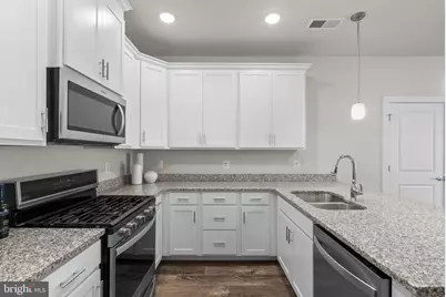 9610 Fields Road #9610, Gaithersburg, MD 20878 - Photo 10