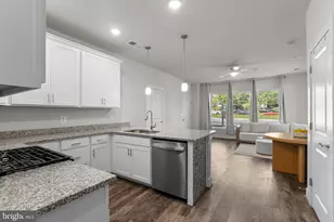 9610 Fields Rd, Gaithersburg, MD 20878 - Photo 12