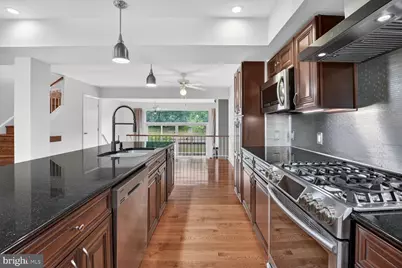 180 New Mark Esplanade, Rockville, MD 20850 - Photo 6