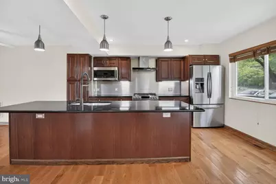 180 New Mark Esplanade, Rockville, MD 20850 - Photo 4