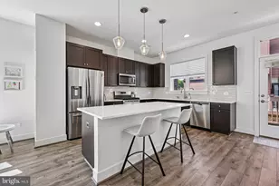 3328 Woodland Phlox St, Rockville, MD 20852 - Photo 10
