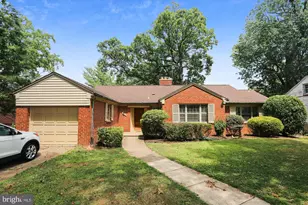 3303 Winnett Rd, Chevy Chase, MD 20815 - Photo 2