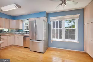 14 Cherry Bend Ct, Germantown, MD 20874 - Photo 20