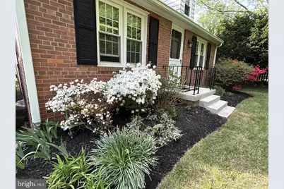 124 Chestnut Avenue, Washington Grove, MD 20880 - Photo 2
