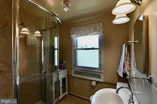 124 Chestnut Ave, Washington Grove, MD 20880 - Photo 14