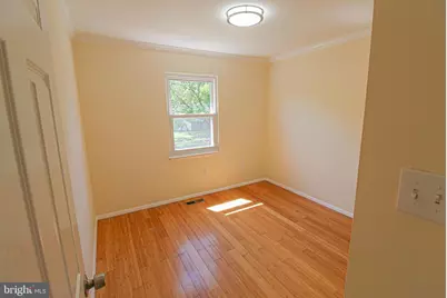 24201 Bush Hill Road, Gaithersburg, MD 20882 - Photo 16