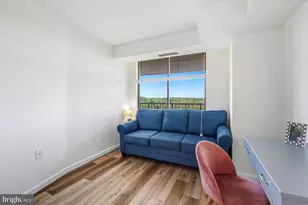 10101 Grosvenor Pl, Rockville, MD 20852 - Photo 20