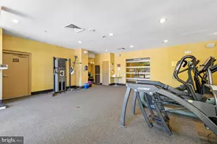 10101 Grosvenor Pl, Rockville, MD 20852 - Photo 36