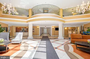 10101 Grosvenor Pl, Rockville, MD 20852 - Photo 4