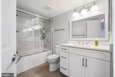 10101 Grosvenor Place #910, Rockville, MD 20852 - Photo 14