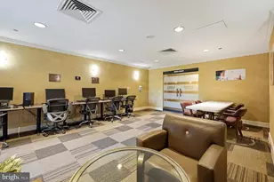 10101 Grosvenor Pl, Rockville, MD 20852 - Photo 38
