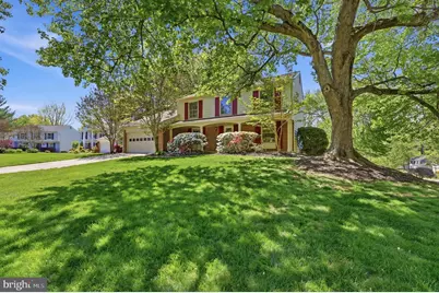 10 Wandering Trail, Potomac, MD 20854 - Photo 2