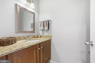 10 Wandering Trail, Potomac, MD 20854 - Photo 24