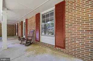 10 Wandering Trail, Potomac, MD 20854 - Photo 4
