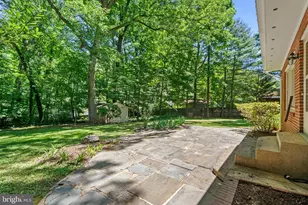 14221 Hi Wood Dr, Rockville, MD 20850 - Photo 42