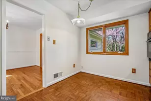 2 Lorre Ct, Rockville, MD 20852 - Photo 20
