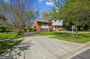 2 Lorre Ct, Rockville, MD 20852 - Photo 50