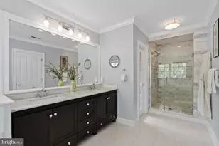 7032 Wilson Ln, Bethesda, MD 20817 - Photo 28