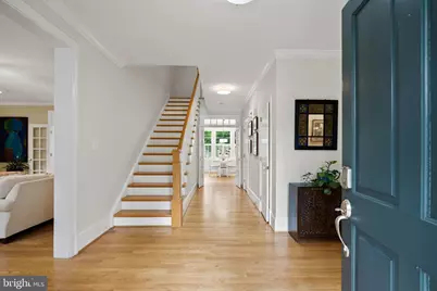7032 Wilson Lane, Bethesda, MD 20817 - Photo 4