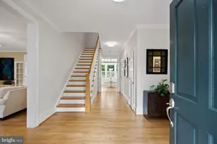 7032 Wilson Ln, Bethesda, MD 20817 - Photo 4