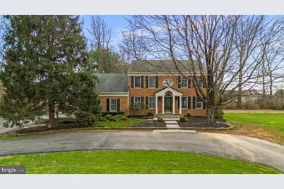 5820 Winegrove Court, Derwood, MD 20855 - Photo 2