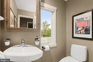 130 Grant Ave, Takoma Park, MD 20912 - Photo 48