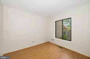 9700 Shadow Oak Dr, Gaithersburg, MD 20886 - Photo 24