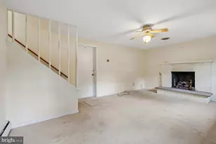 205 Tulip Dr, Gaithersburg, MD 20877 - Photo 26