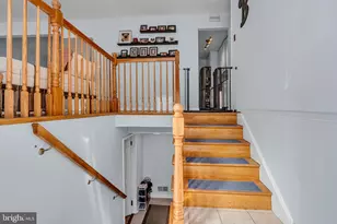 6403 Hollins Dr, Bethesda, MD 20817 - Photo 4