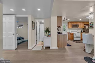 6403 Hollins Dr, Bethesda, MD 20817 - Photo 38