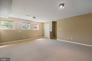 14823 Strawberry Ln, Burtonsville, MD 20866 - Photo 28