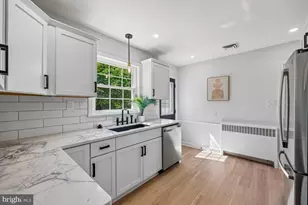 9915 Wildwood Rd, Kensington, MD 20895 - Photo 24