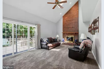 19804 Sovereign Court, Germantown, MD 20876 - Photo 8